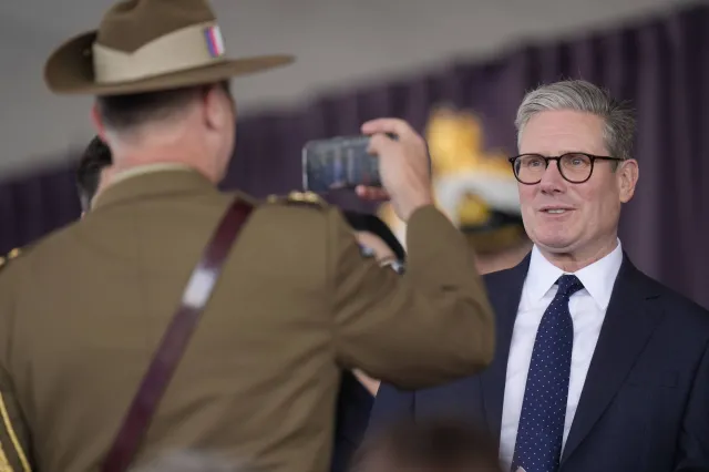 Jego partia zmierza po zwycięstwo w Wielkiej Brytanii. Kim jest Keir Starmer?