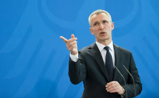 Artykuł 5? Stoltenberg ostrzega Rosję przed atakami na kanały zaopatrzenia dla Ukrainy