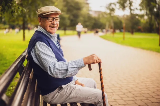 Tyle wynosi najwyższa emerytura w Polsce. Kwota jaką otrzymuje senior szokuje. Jak na nią zapracował?