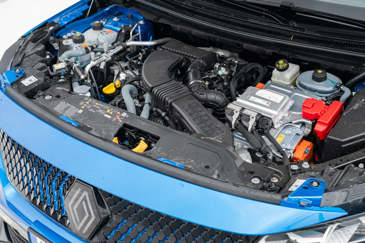 renault-rafale-etech-full-hybrid-200-38383621.jpg