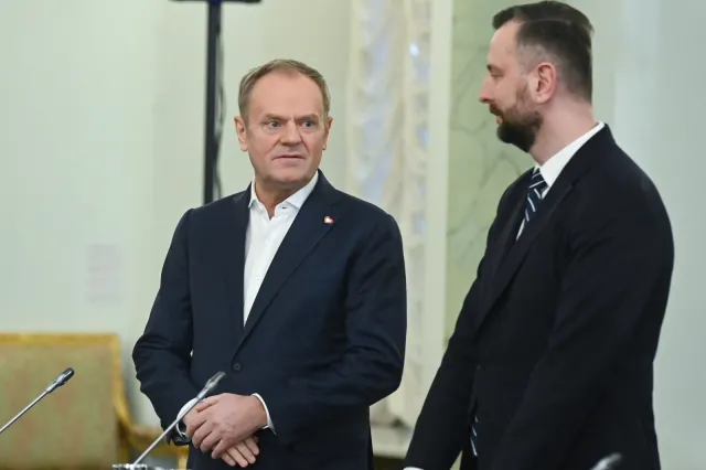 Zagraniczne gangi w Polsce. Tusk: Dokonano licznych zatrzymań. Czas na deportację