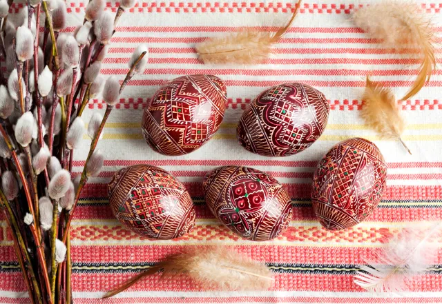 Życzenia wielkanocne dla kolegów z pracy. Mądre, oryginalne i krótkie życzenia wielkanocne