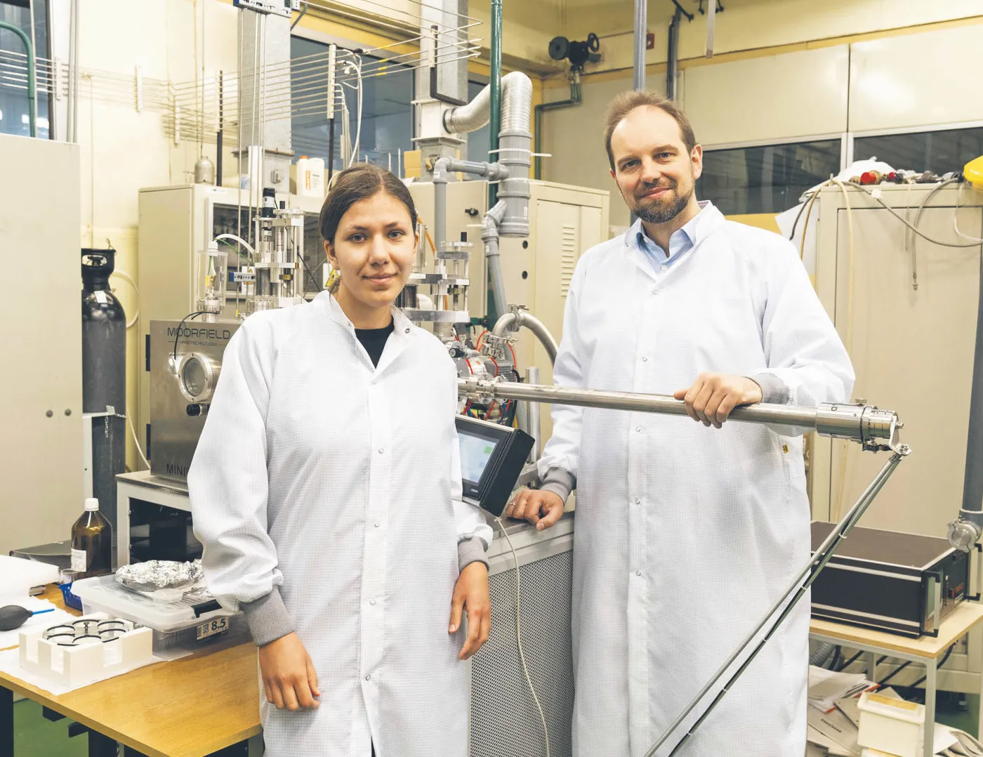 Warstwa ujarzmiająca energię