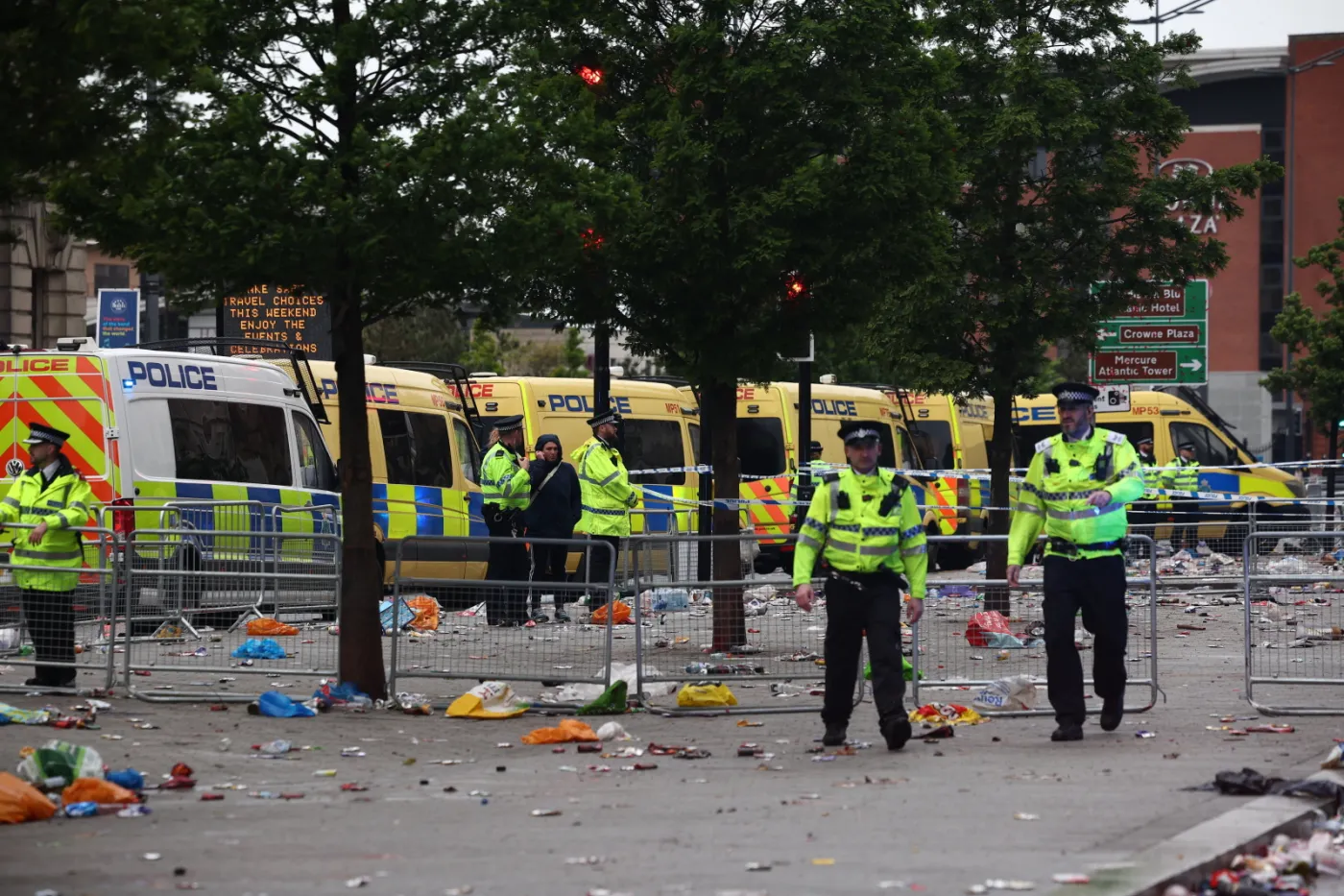 Tysiące ludzi świętowały mistrzostwo. Nagle samochód wjechał w tłum w Liverpoolu