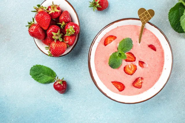 Genialna zupa truskawkowa siostry Anastazji. Kilka składników i boski smak