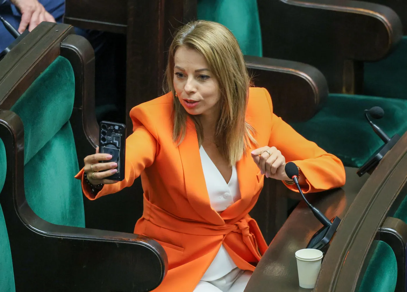 Posłanka PiS zaatakowała rząd Donalda Tuska. Post napisał za nią ChatGPT