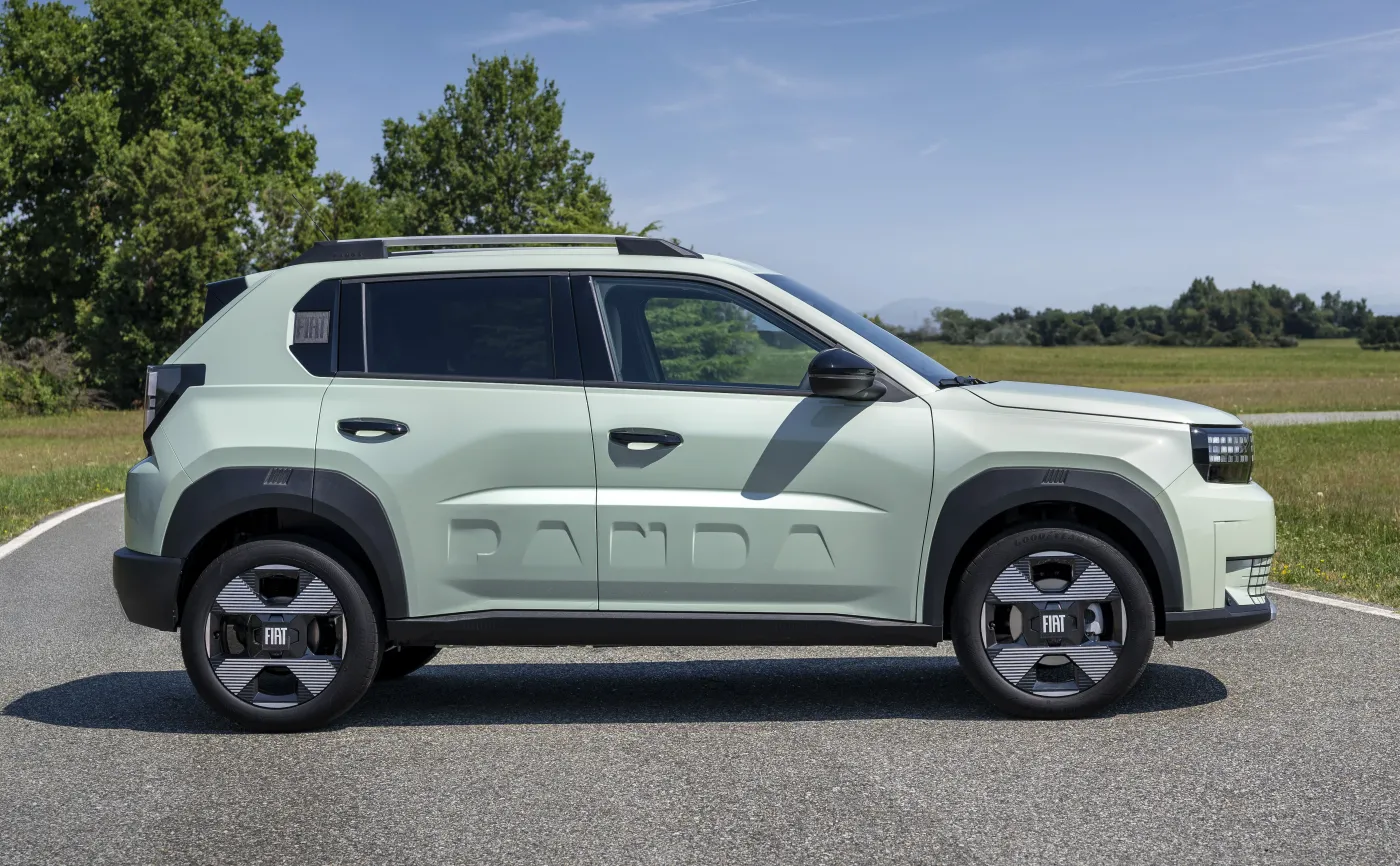 fiat-panda-z-silnikiem-benzynowym-12-38570702.jpg