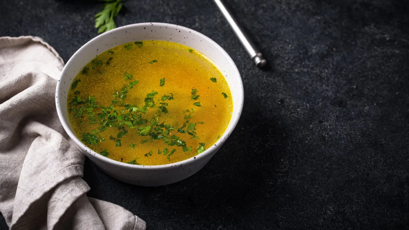 Chicken,Broth,With,Parsley,,Healthy,Food