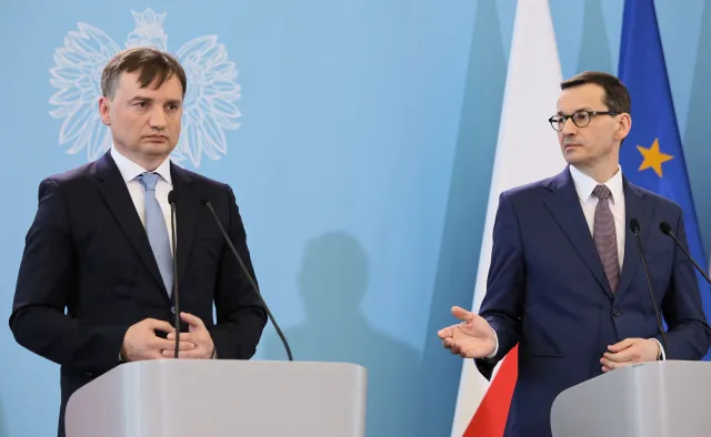 "Morawiecki i Ziobro pokłócili się, kto bardziej zaszkodził PiS". Tusk komentuje