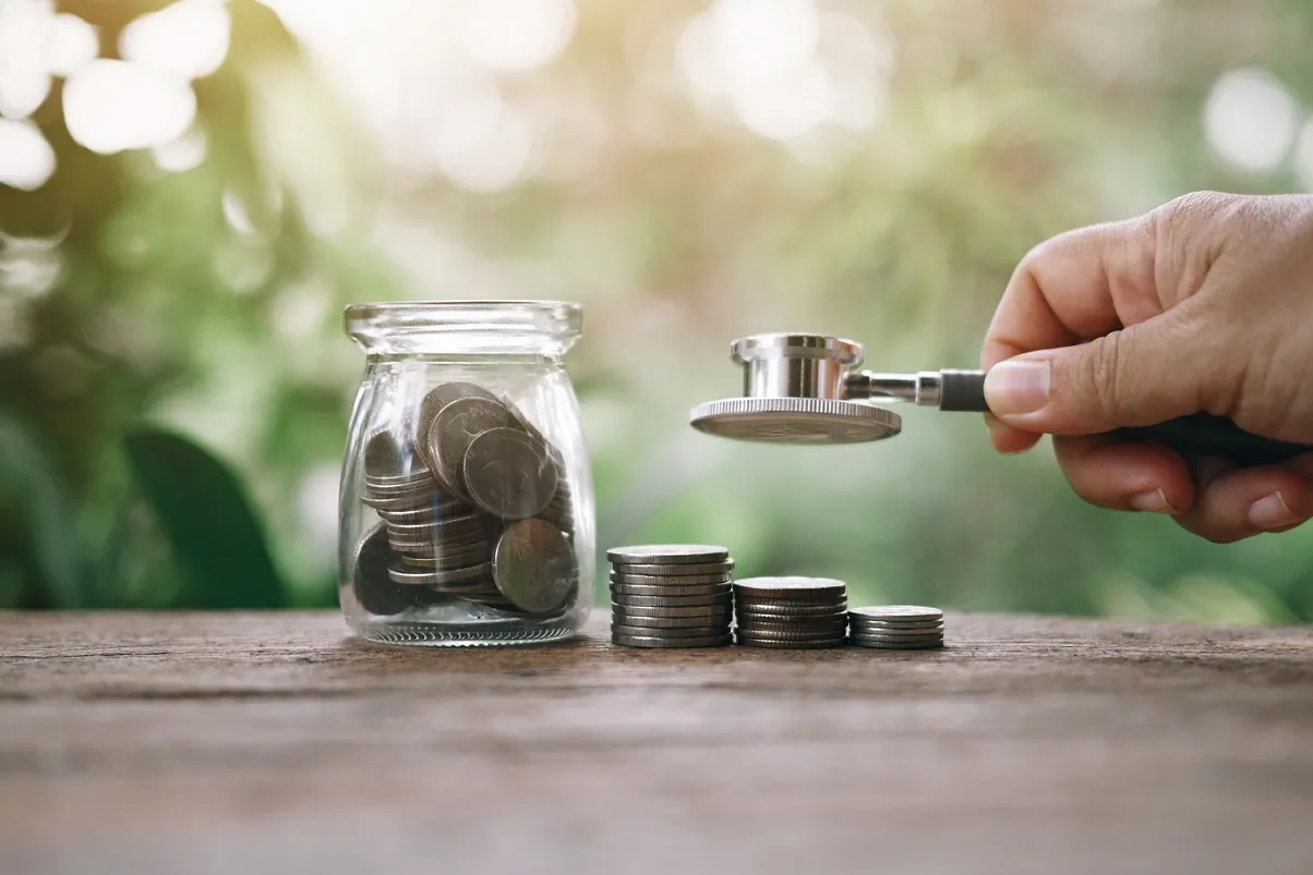 Zasiłek chorobowy w 2025. Jak długo ZUS wypłaca świadczenie i ile wynosi?