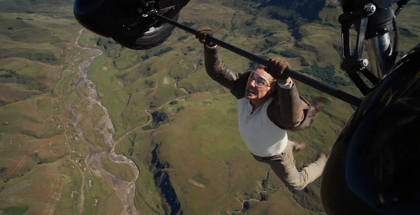 Tom Cruise jako Ethan Hunt w filmie "Mission: Impossible - The Final Reckoning"