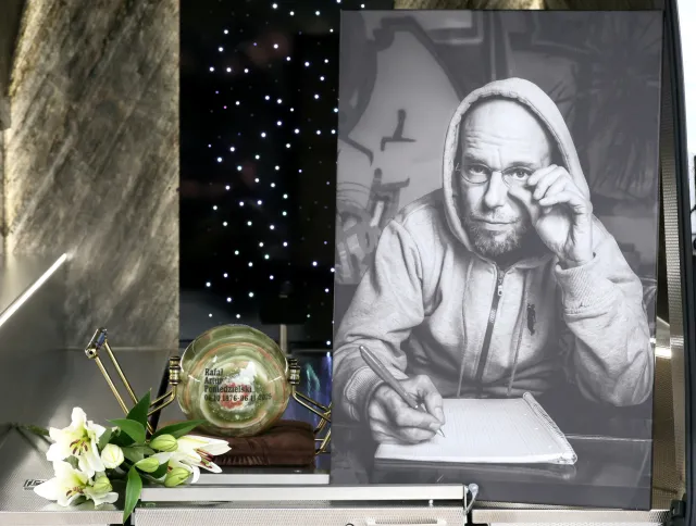 Pogrzeb rapera Pono. Tłumy pożegnały artystę [FOTO]