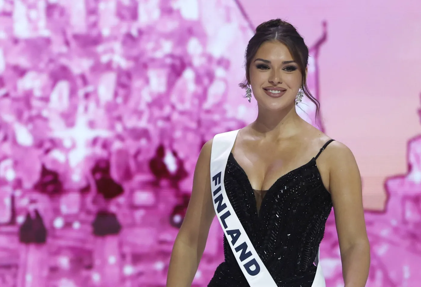 Miss kraju traci tytuł za rasistowski gest. To pierwszy taki przypadek