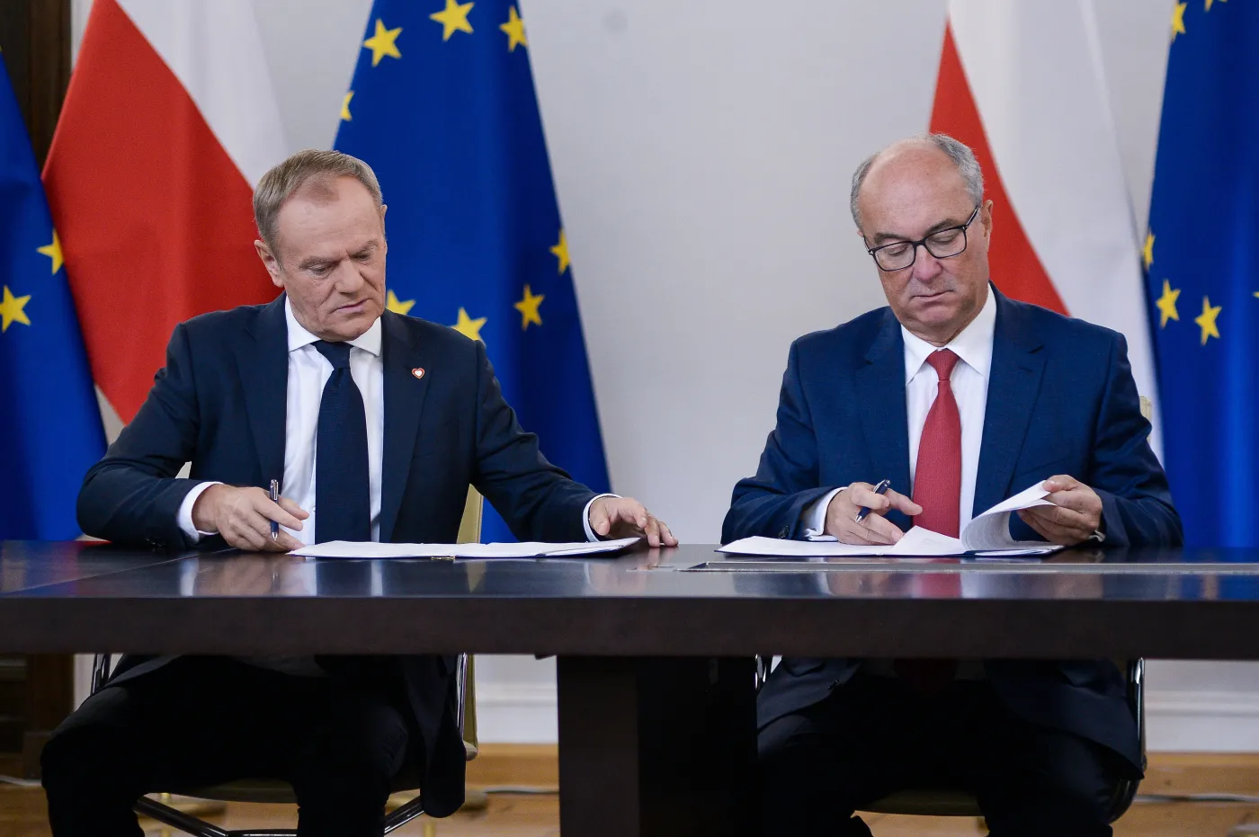 Tusk stanął po stronie Czarzastego. "Sojusznicy powinni się szanować"