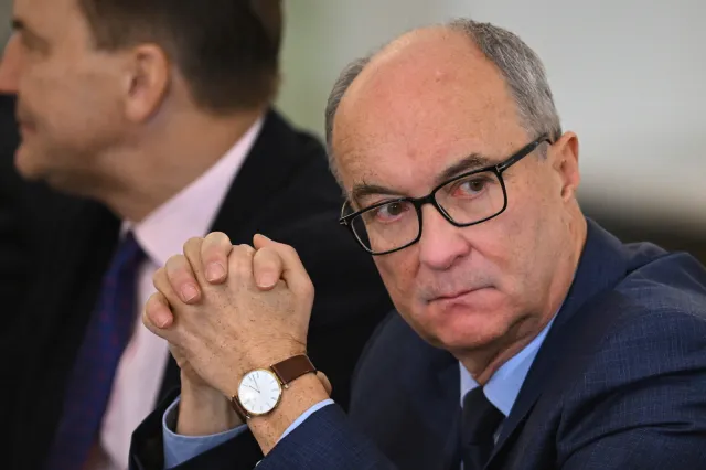 "Koalicjanci mają sporo pretensji do Czarzastego". Chodzi nie tylko o poświadczenia bezpieczeństwa