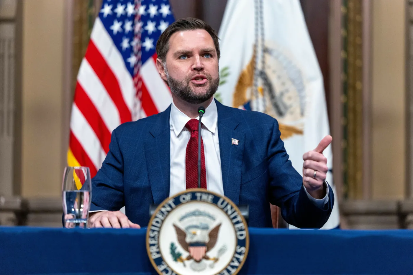 Iran odrzucił propozycje pokojowe USA. J.D. Vance wraca do Waszyngtonu z niczym