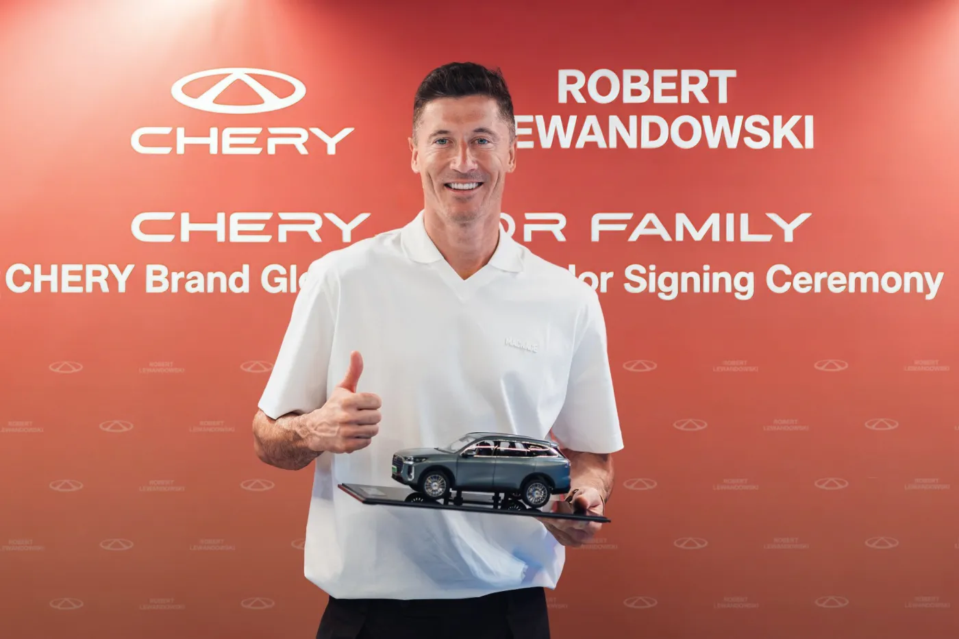 Robert Lewandowski został globalnym ambasadorem motoryzacyjnej marki CHERY