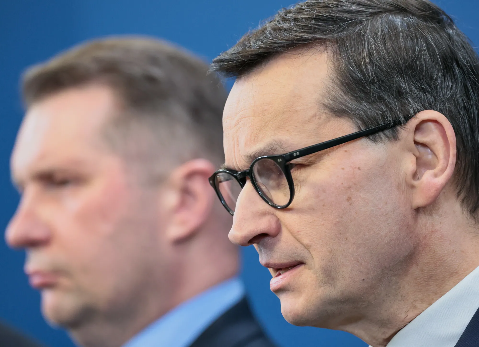 Zgrzyt w szeregach PiS. Czarnek stawia warunki Ukrainie, Morawiecki mówi "nie"