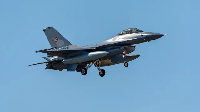 Dron wtargnął w przestrzeń powietrzną państwa NATO. Wysłano F-16
