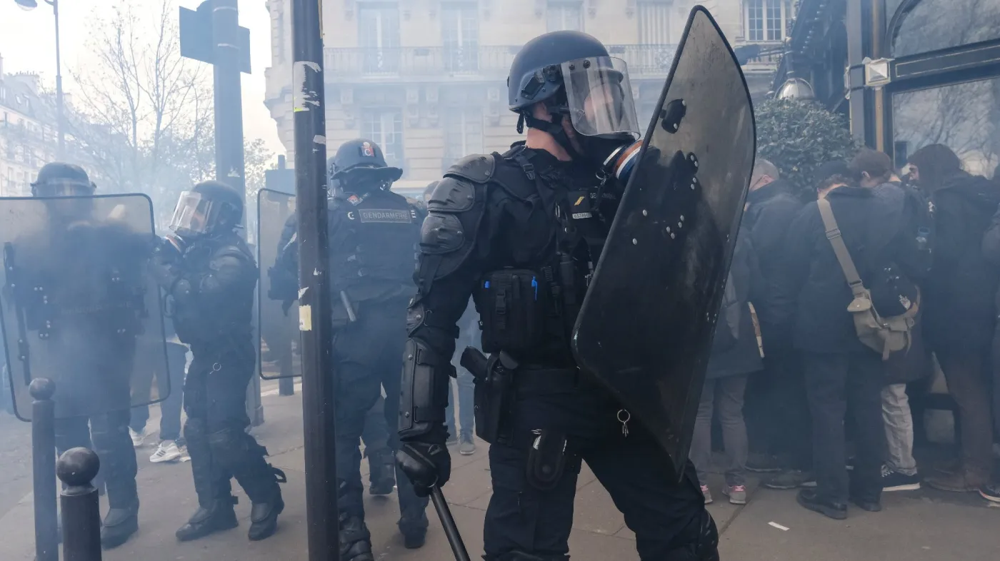 Paryż szykuje się na najgorsze. Nadzwyczajne środki bezpieczeństwa w stolicy Francji