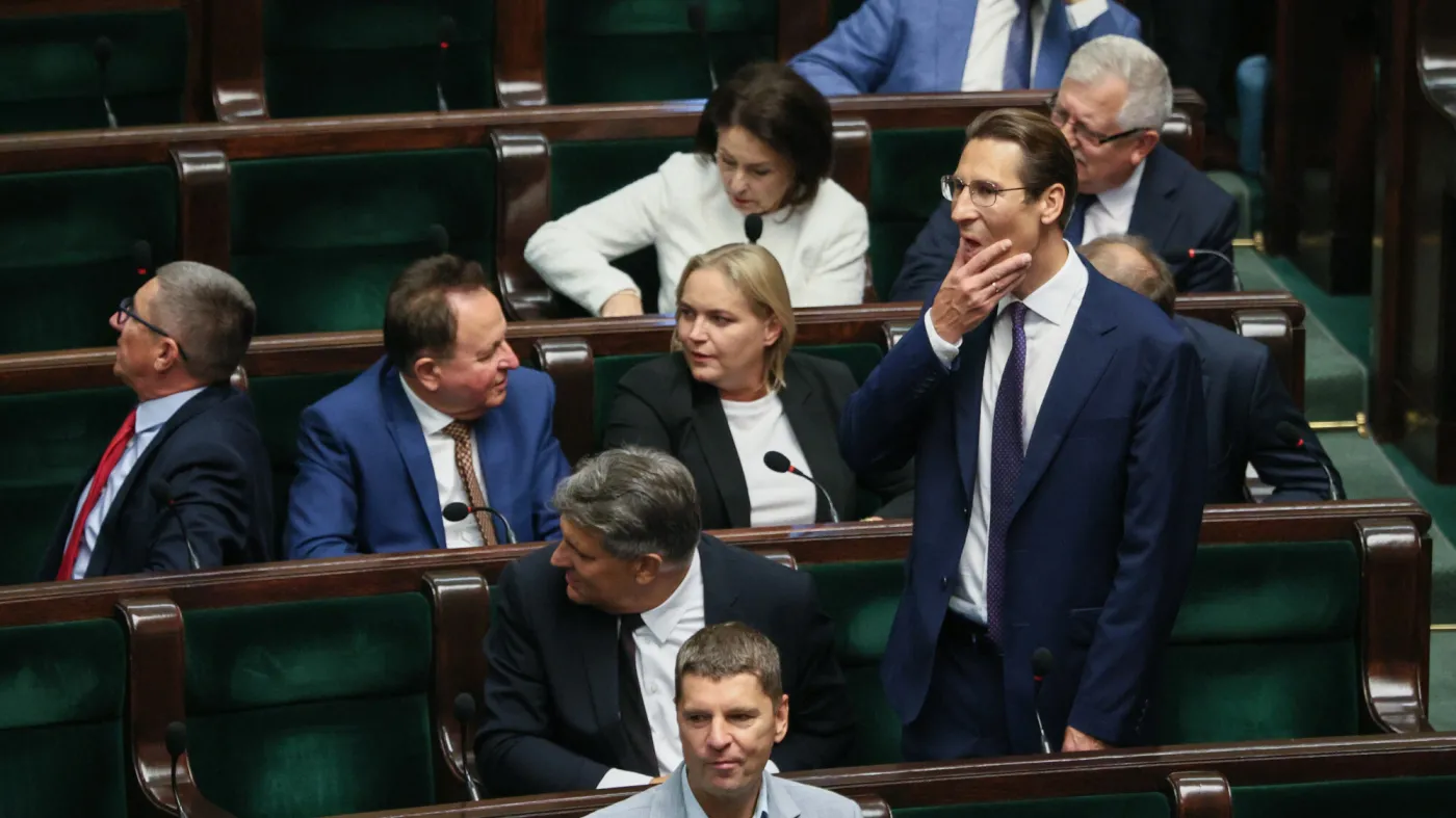 Posłanka PiS szczekała w Sejmie. Niebywałe sceny podczas posiedzenia [WIDEO]