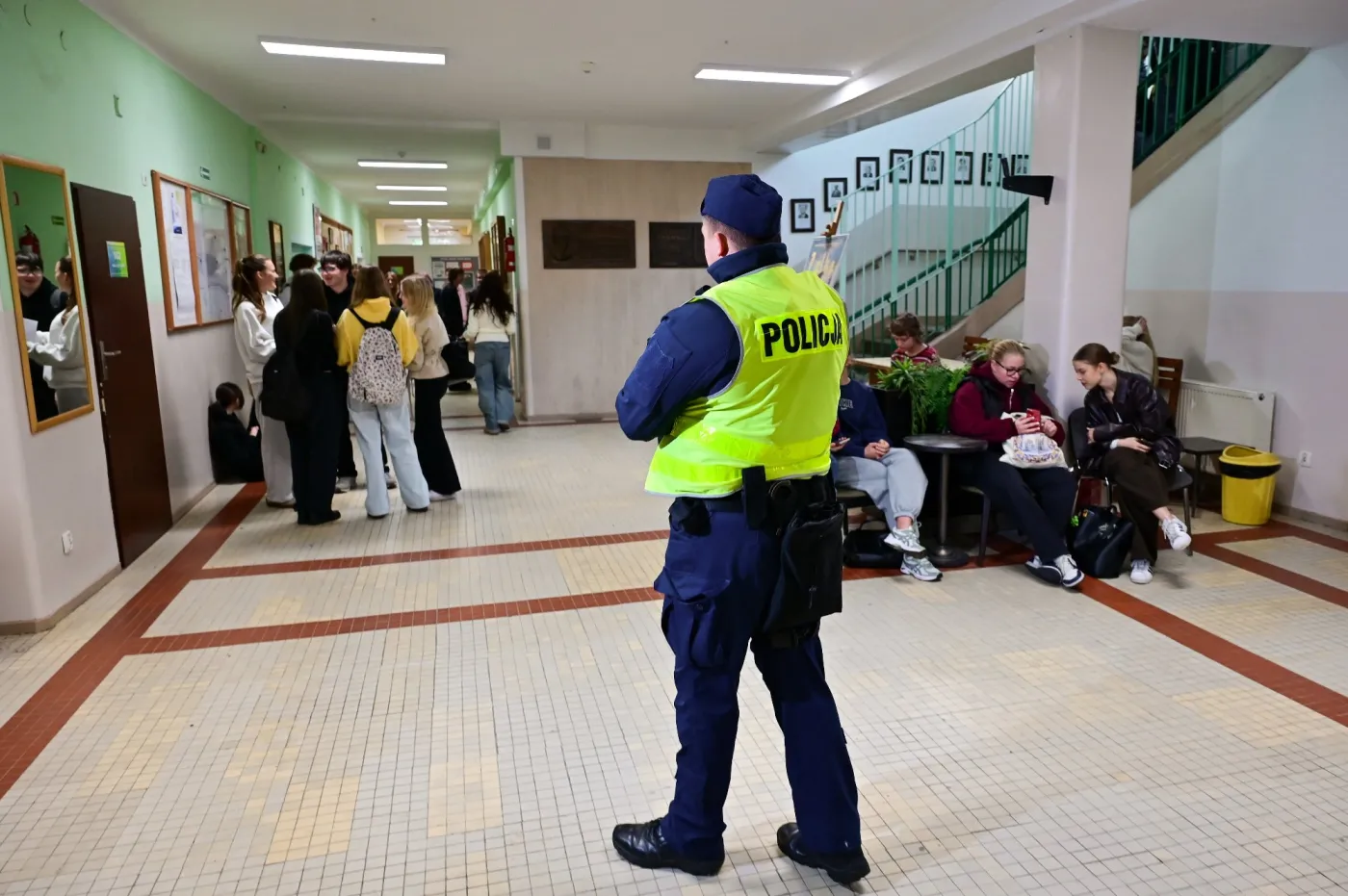 policja w szkole