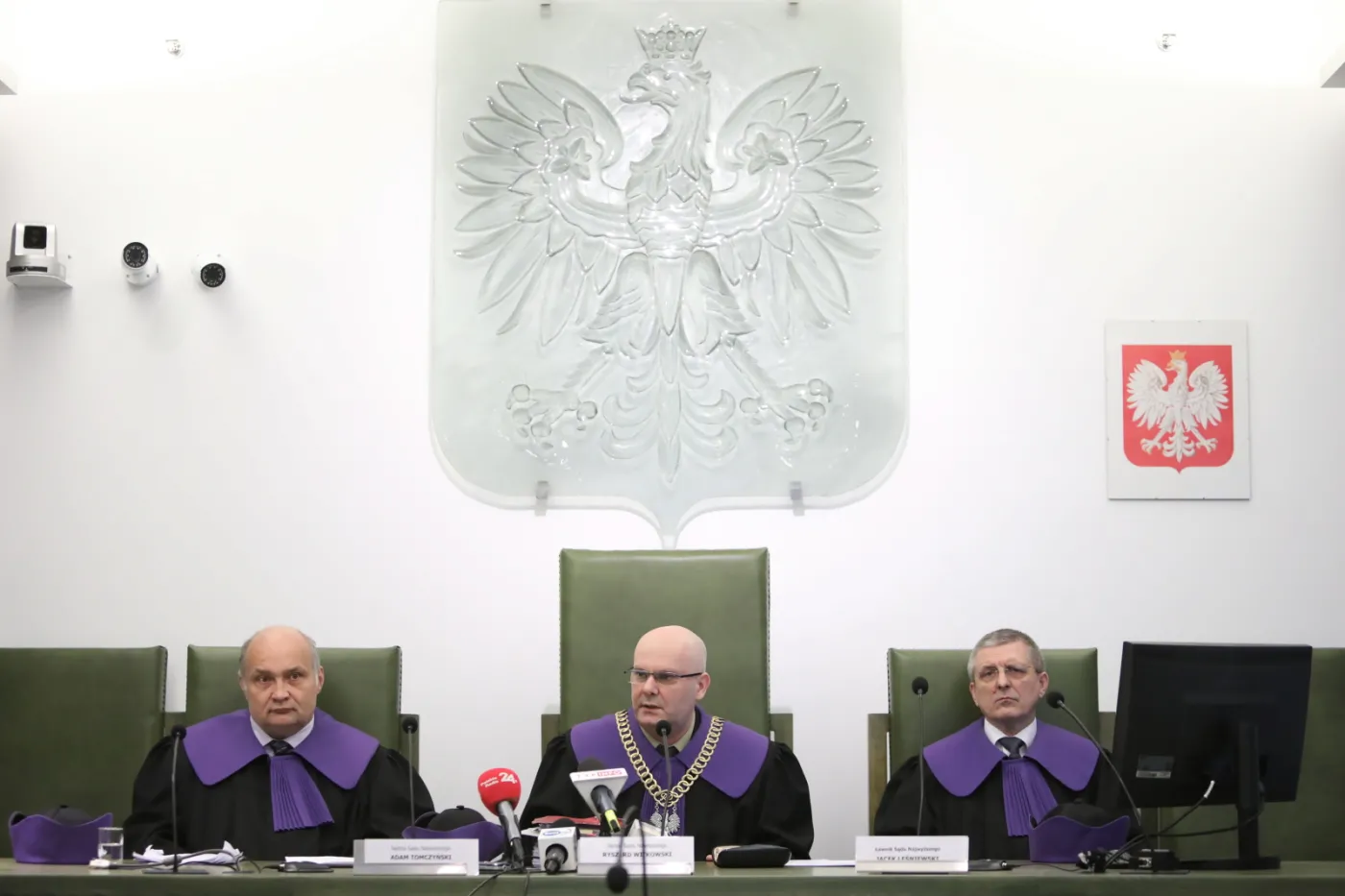 Izba Dyscyplinarna SN zawiesza Juszczyszyna. Nawacki: To porządkuje wymiar sprawiedliwości