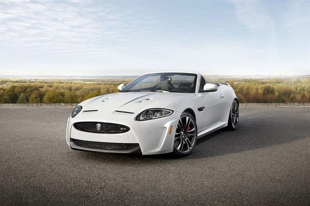 2741313-jag-xkrs-convertible-161111-lhd-4-lowres.jpg