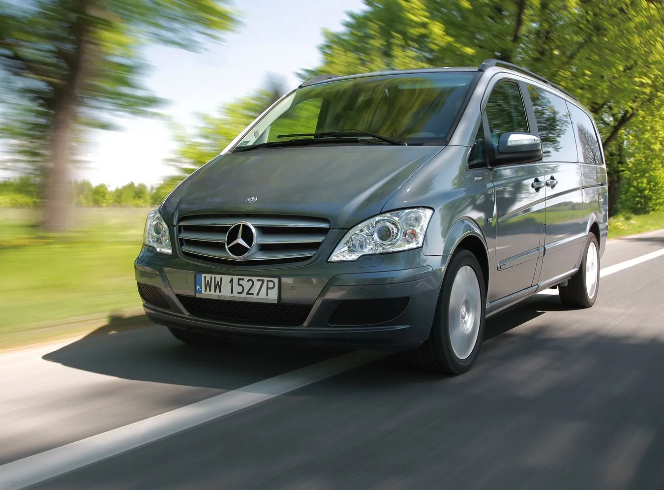2849105-mercedes-mercedes-viano-cdi-ambiente-13.jpg
