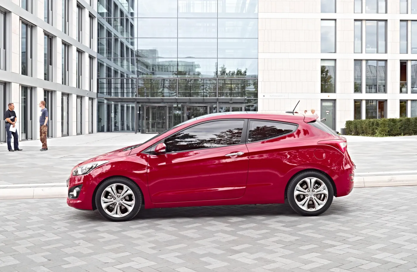 4044017-new-generation-i30-three-door-to-debut-2.jpg