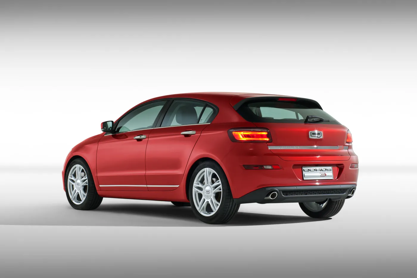 5839692-rear-quarter-world-premiere-qoros-3-hatch.jpg