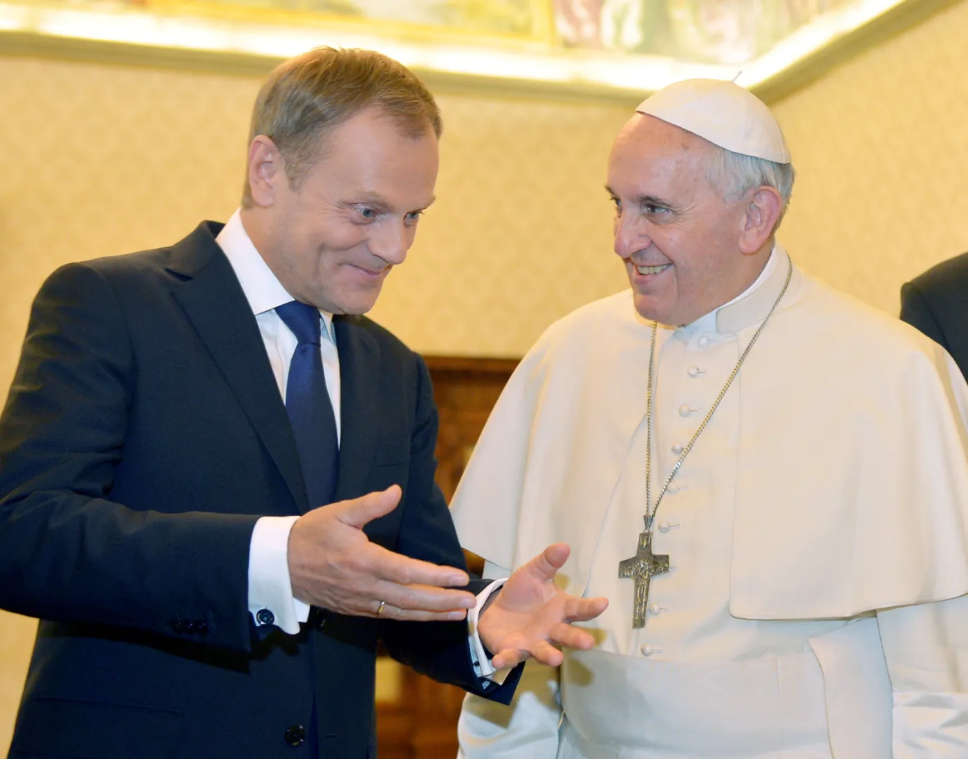 6307449-premier-donald-tusk-i-papiez-franciszek.jpg