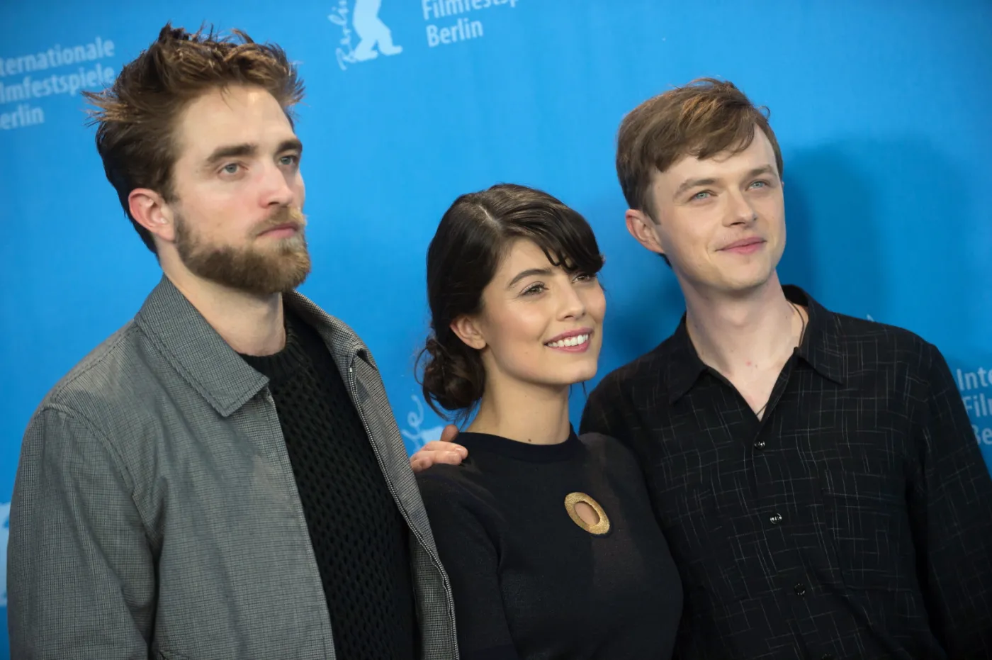 7405745-robert-pattinson-alessandra-mastronardi.jpg