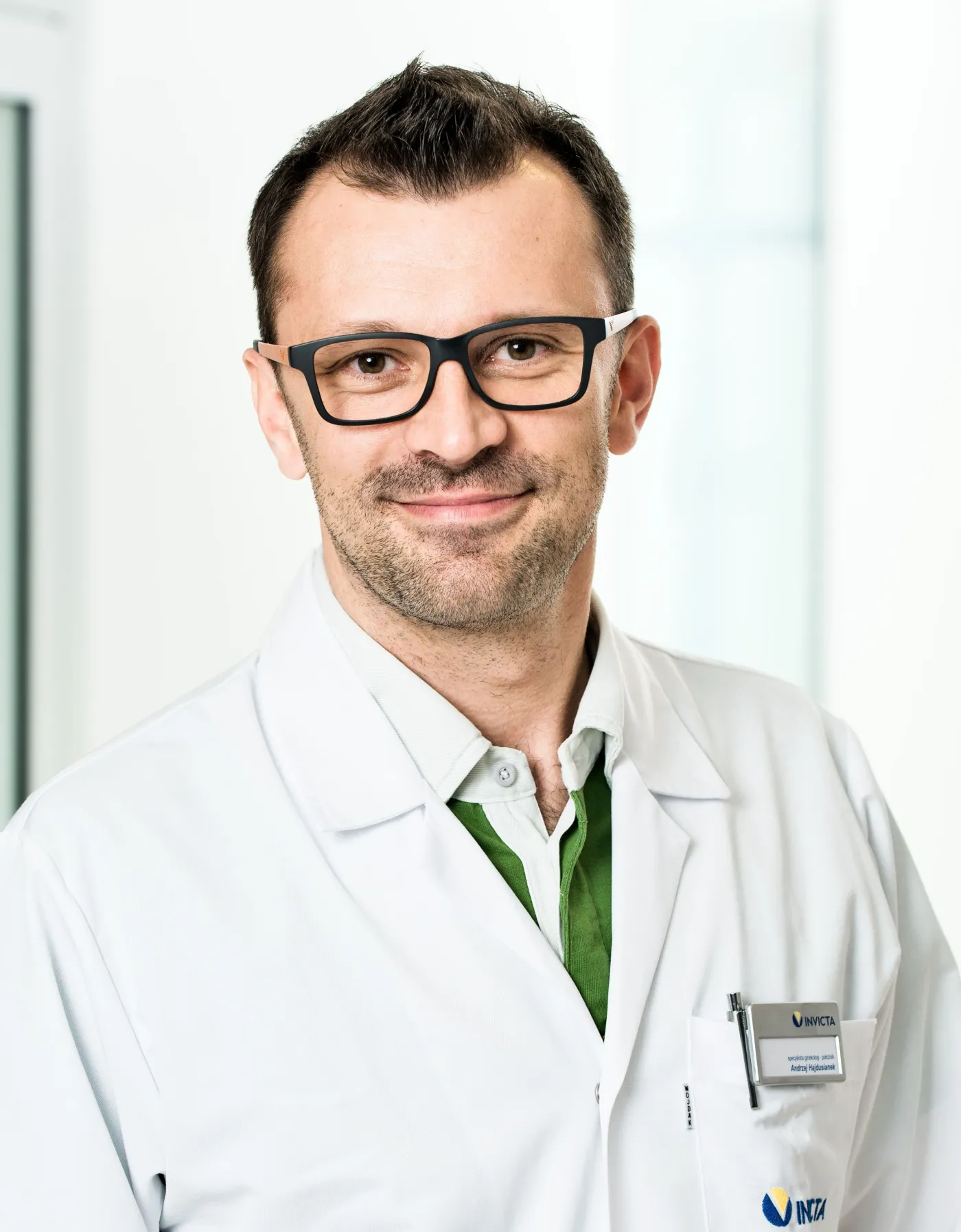 8763958-dr-andrzej-hajdusianek-ginekolog-poloznik.jpg