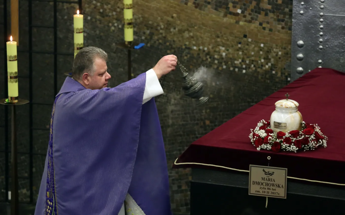 9892524-pogrzeb-marii-dmochowskiej-na-powazkach.jpg