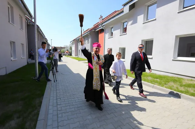 Papież Franciszek przyjął rezygnację biskupa kaliskiego Edwarda Janiaka