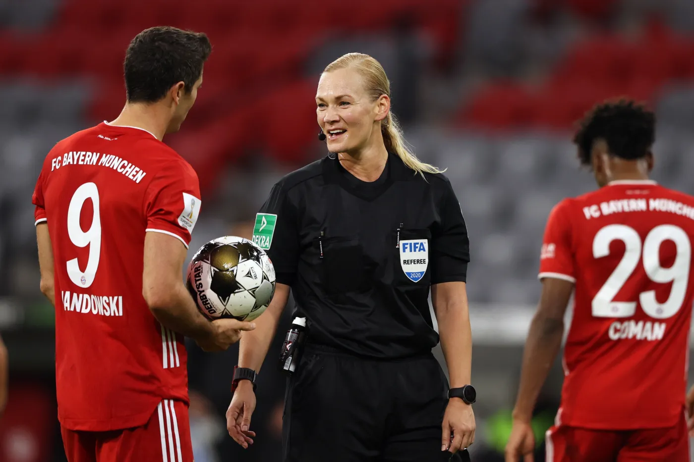 Bibiana Steinhaus i Robert Lewandowski