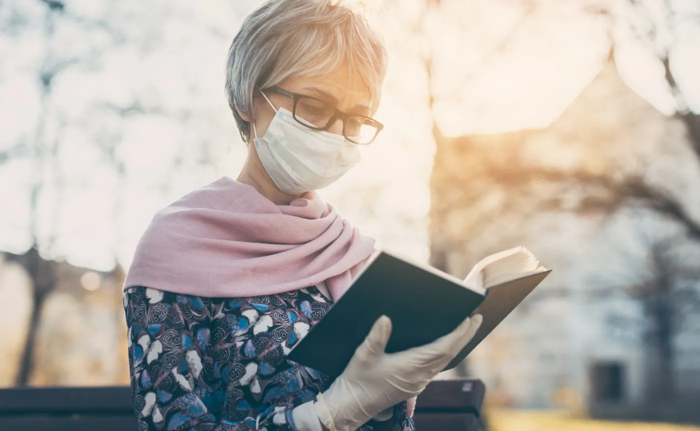 Epidemiolog apeluje: ograniczajmy spotkania z rodziną, przyjaciółmi