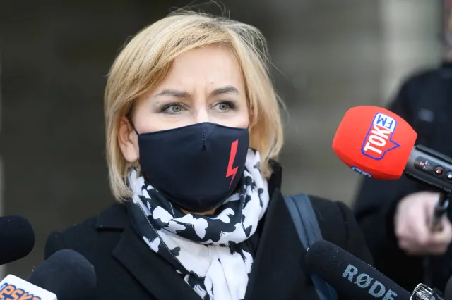 Napięcia w Koalicji Obywatelskiej. "Paulina uciekła Hołowni sprzed ołtarza"