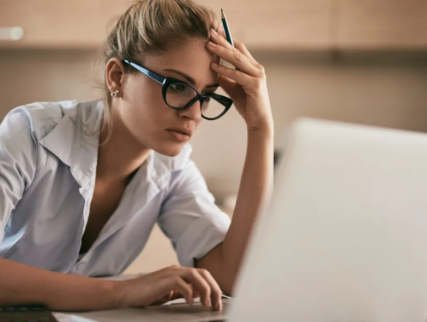 Masz dość spotkań wideo? Możliwe, że dopadło Cię „zoom fatigue”!