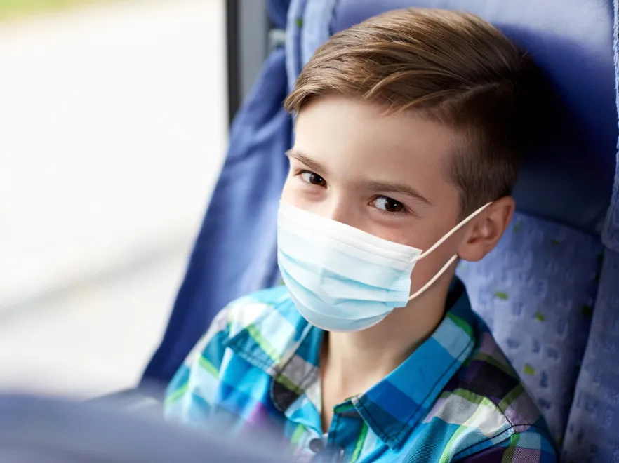 Kolonie po długim czasie w domu - czy i jak dzieci to zniosą? Oto możliwe scenariusze