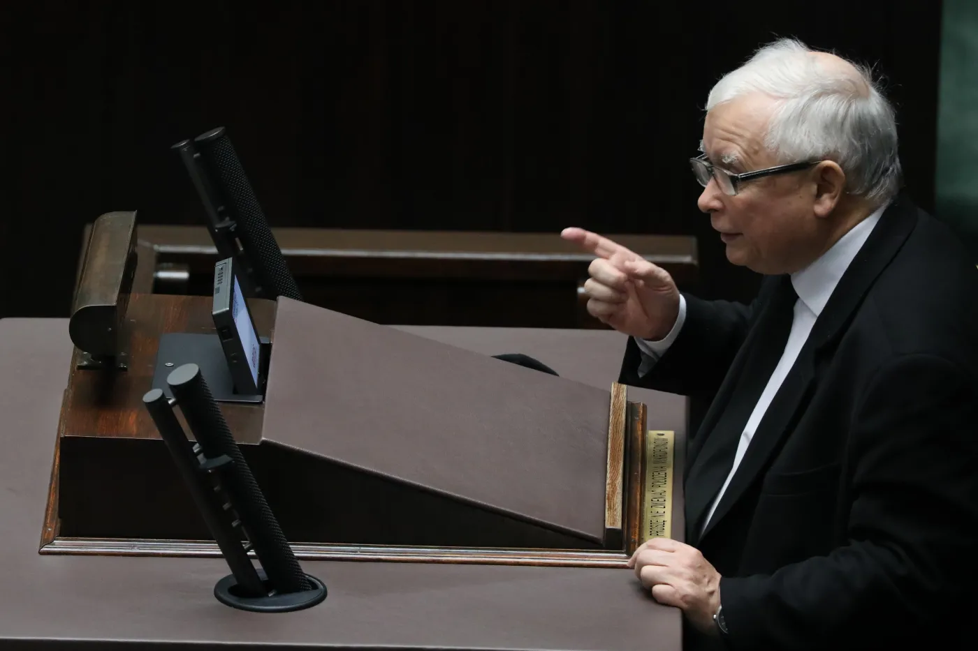 Jarosław Kaczyński ukarany za wystąpienie "bez żadnego trybu". Nazwał opozycję "przestępcami"