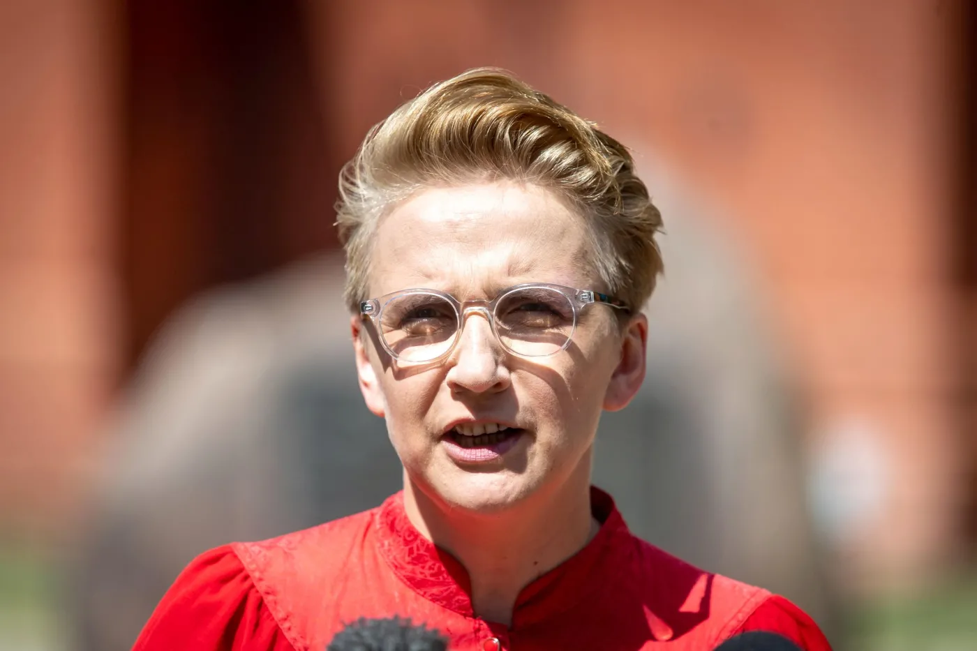 Scheuring-Wielgus pokazuje kontrowersyjne nagrania. Opolska kuria: Ich autorem nie jest kanclerz