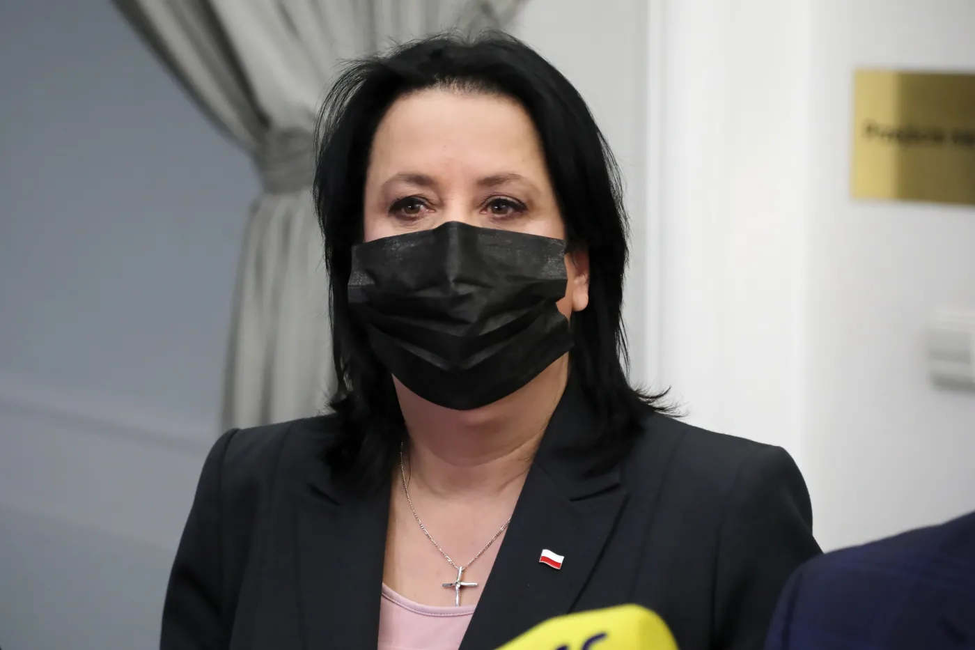 Rzeczniczka PiS: Rząd musi wziąć pod uwagę różne głosy, a one czasem są niestety sprzeczne