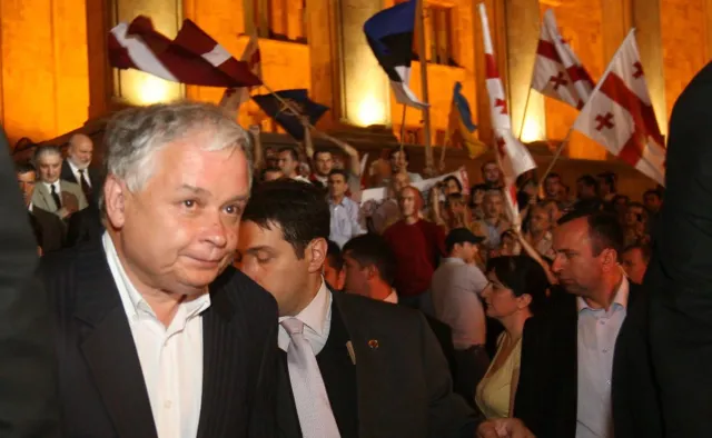 Publicysta "WSJ" przypomina przemówienie Kaczyńskiego. "Polacy często mieli rację"