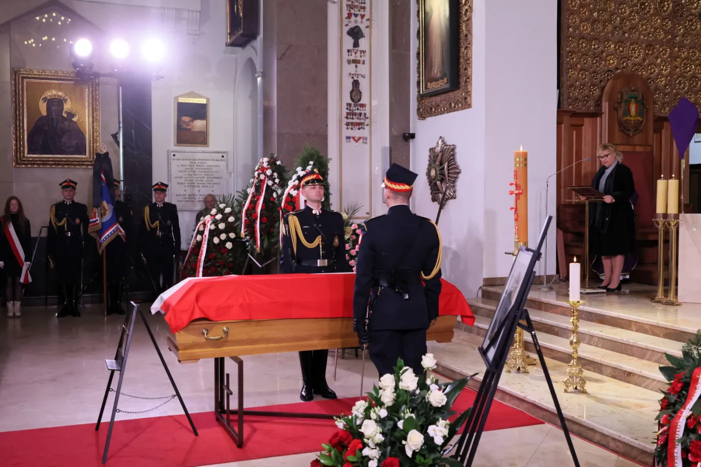 uroczystosci-pogrzebowe-sp-ludwika-dorna-37430132.jpg