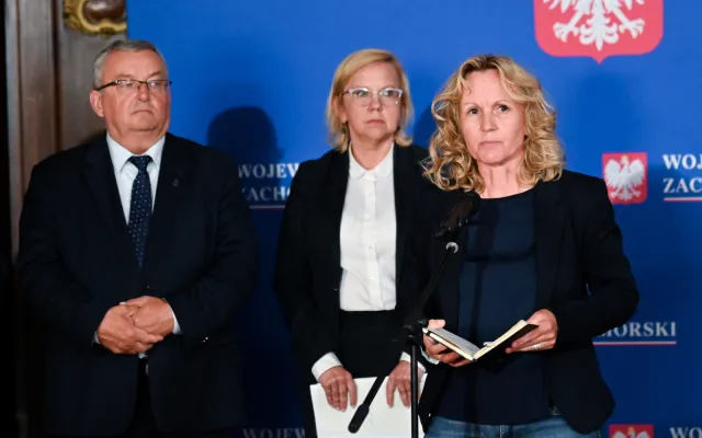 Spotkanie polskich i niemieckich ministrów ws. sytuacji na Odrze. "Część próbek wyślemy do innych zagranicznych laboratoriów"