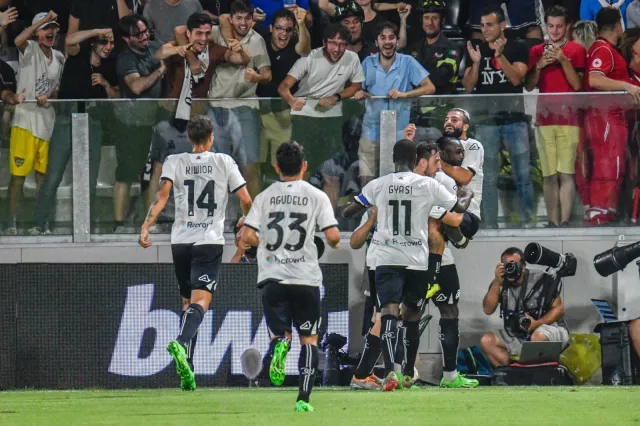 Liga włoska. Zwycięstwo "polskiej" Spezii, debiut Drągowskiego