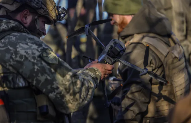 Wojska rosyjskie budują okopy na granicy Krymu i obwodu chersońskiego