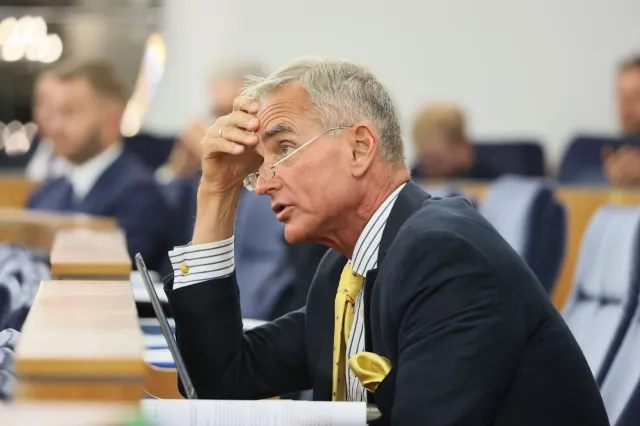 Zjednoczona Prawica dotrwa do wyborów? Jackowski mówi o roli teczek Ziobry